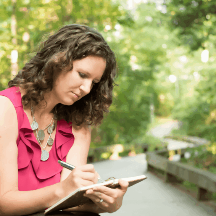 2014 Kris Writing-square2